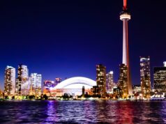 The advantages and disadvantages of outsourcing